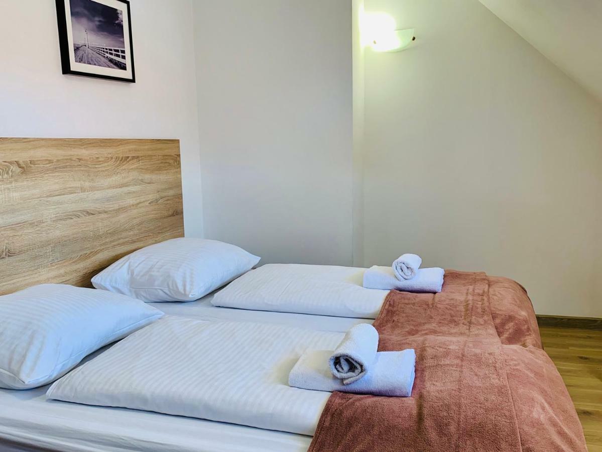 Bed and Breakfast Azalia à Ustronie Morskie Extérieur photo